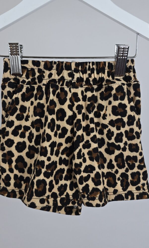 Short Nena Morley Animal Print
