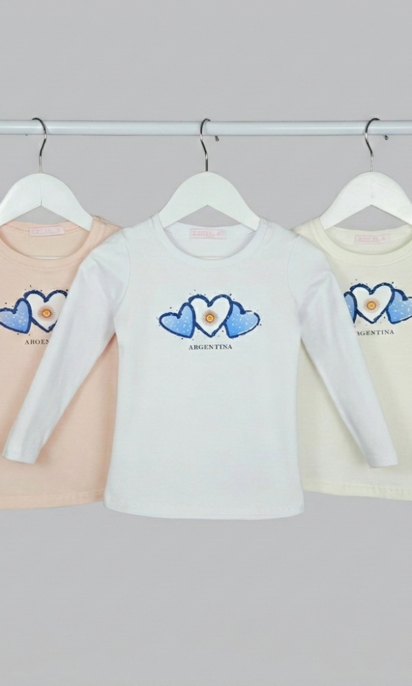 Alternative view of Camiseta Nena Argentina 3 Corazones Algodon Lycra