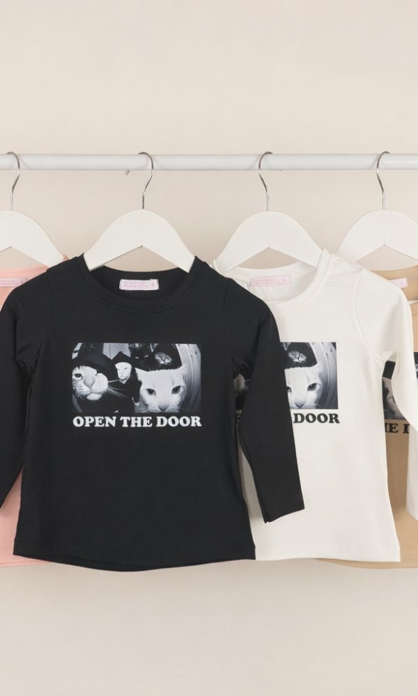 Alternative view of Camiseta Modal Soft.Foto Gatitos Open the Door