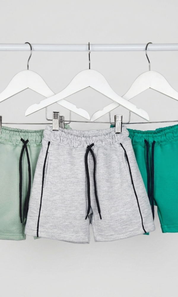 Alternative view of Short Rustico con Doble Vivos y Cordon