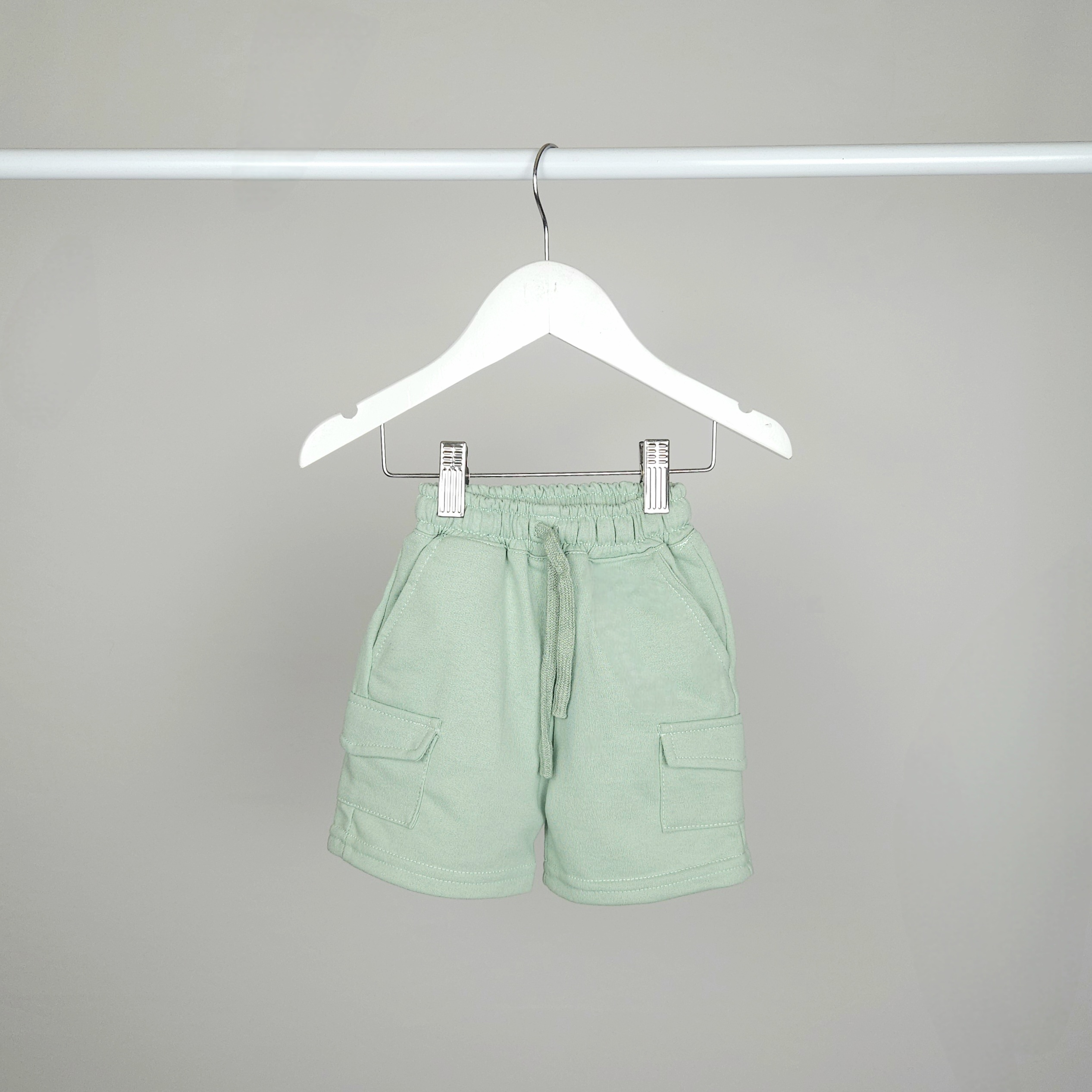 Short Bebe Rustico Liso Cargo