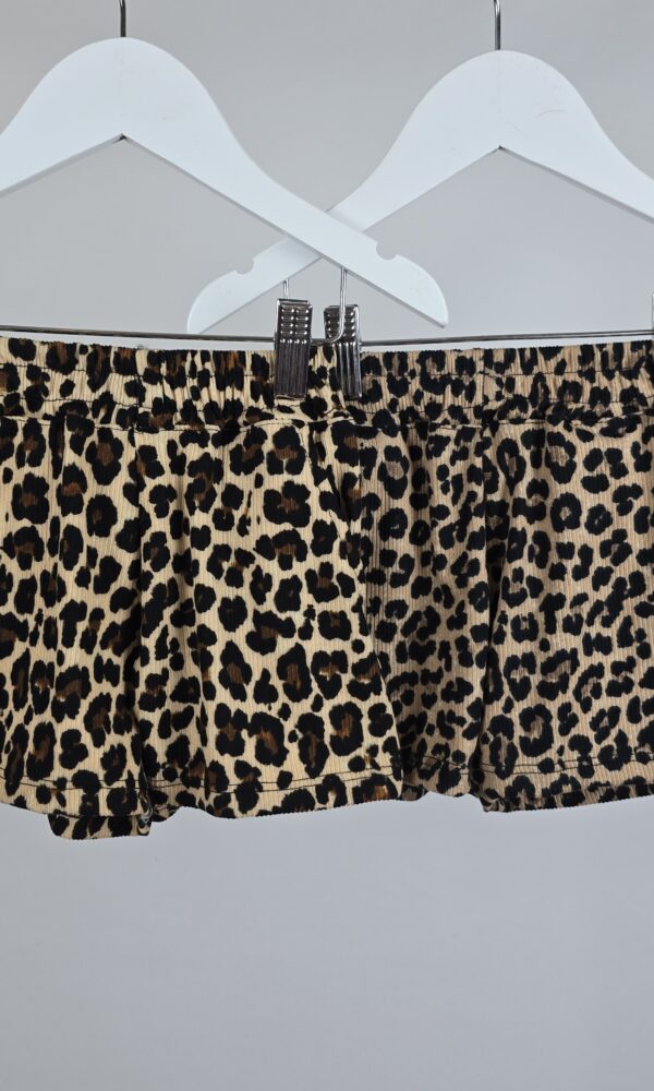 Alternative view of Short Nena Morley Animal Print*LIQUIDACION*