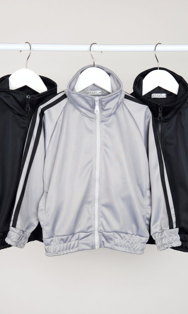Alternative view of Campera Deportivo Liso con Tiras